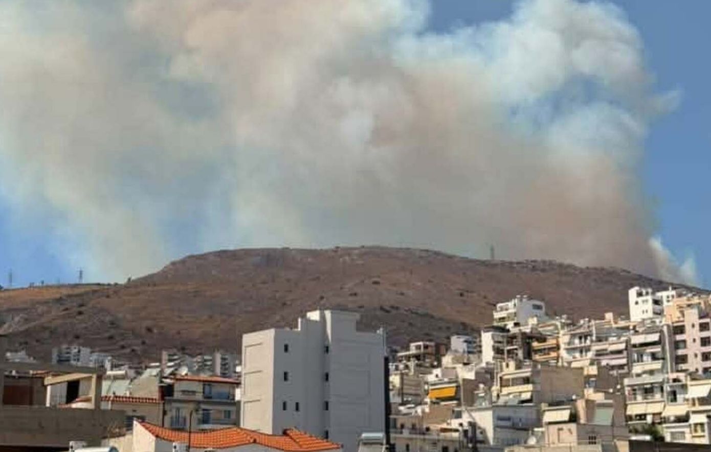 Φωτιά τώρα στην Περιφερειακή Αιγάλεω