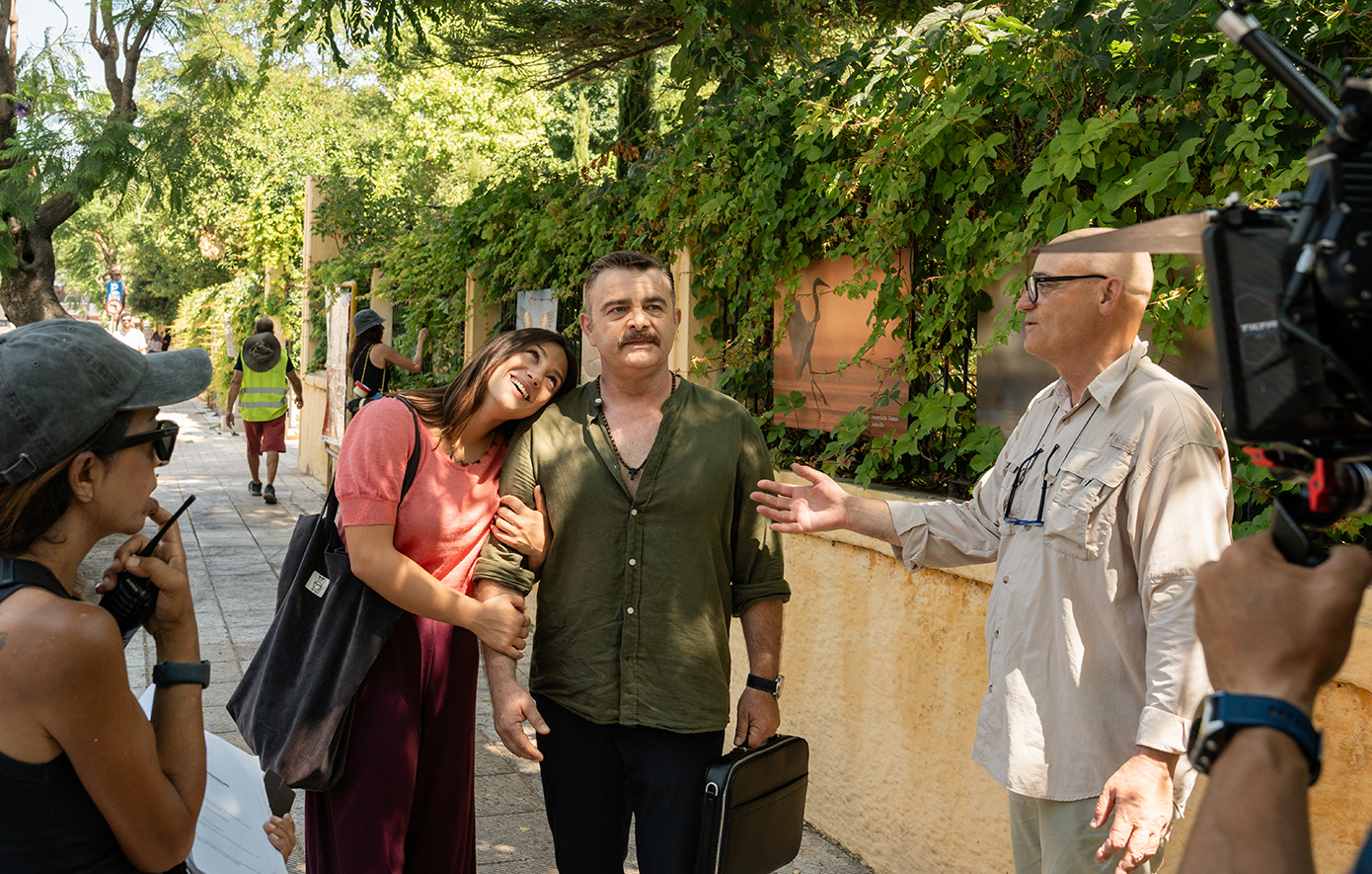 Δυο μαύρα πουκάμισα Δυο μαύρα πουκάμισα