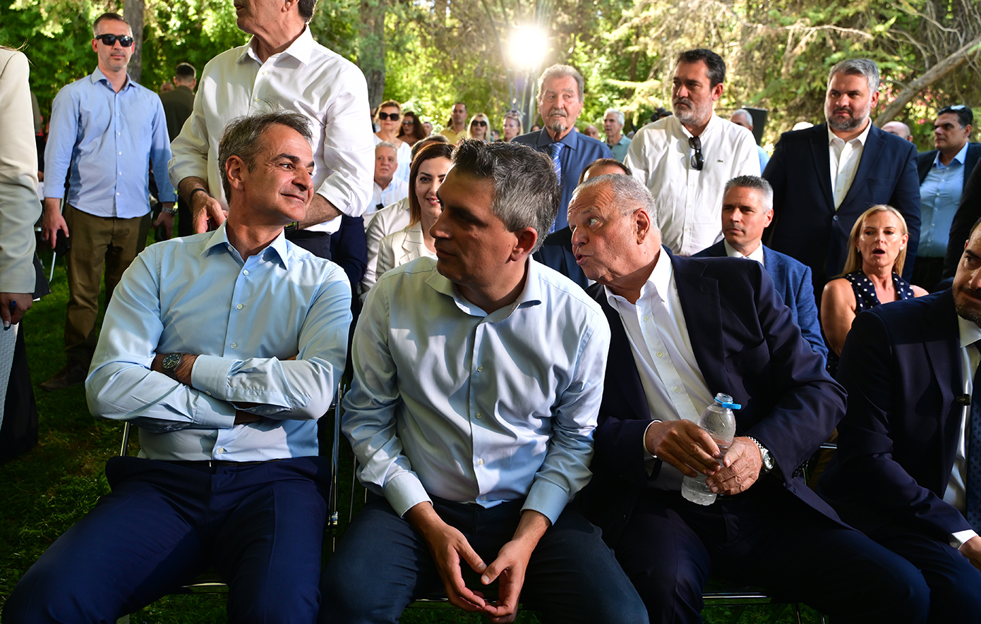 Υπογράφεται η σύμβαση για τον τριπλό κόμβο Σκαραμαγκά παρουσία του πρωθυπουργού &#8211; Δείτε live την τελετή
