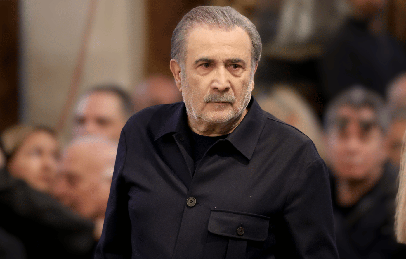 Λάκης Λαζόπουλος για την Πάρο: «Μπήγονται βαθιά τα θεμέλια της Μύκονοποίησης»