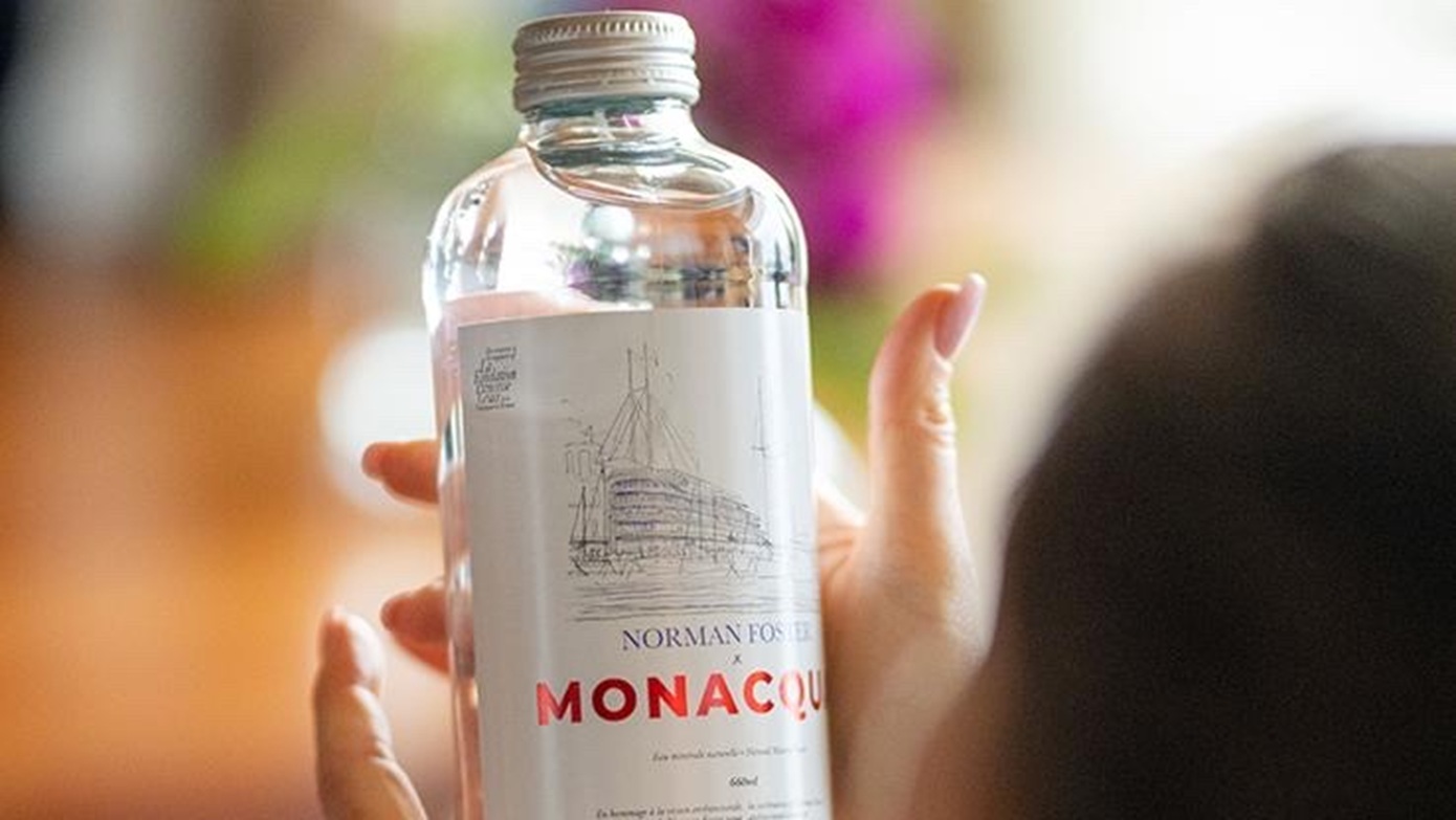 Ακριβό μου νερό! Από τον Norman Foster στην «Acqua di Cristallo Tributo a Modigliani» των 60.000 δολαρίων
