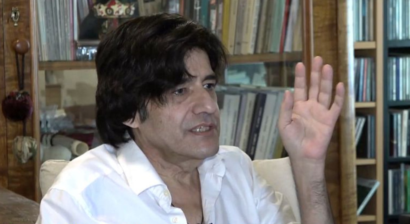 Αλέξης Σταμάτης: Η μάχη με το αλκοόλ που σημάδεψε τη ζωή του και η διάσημη μητέρα του