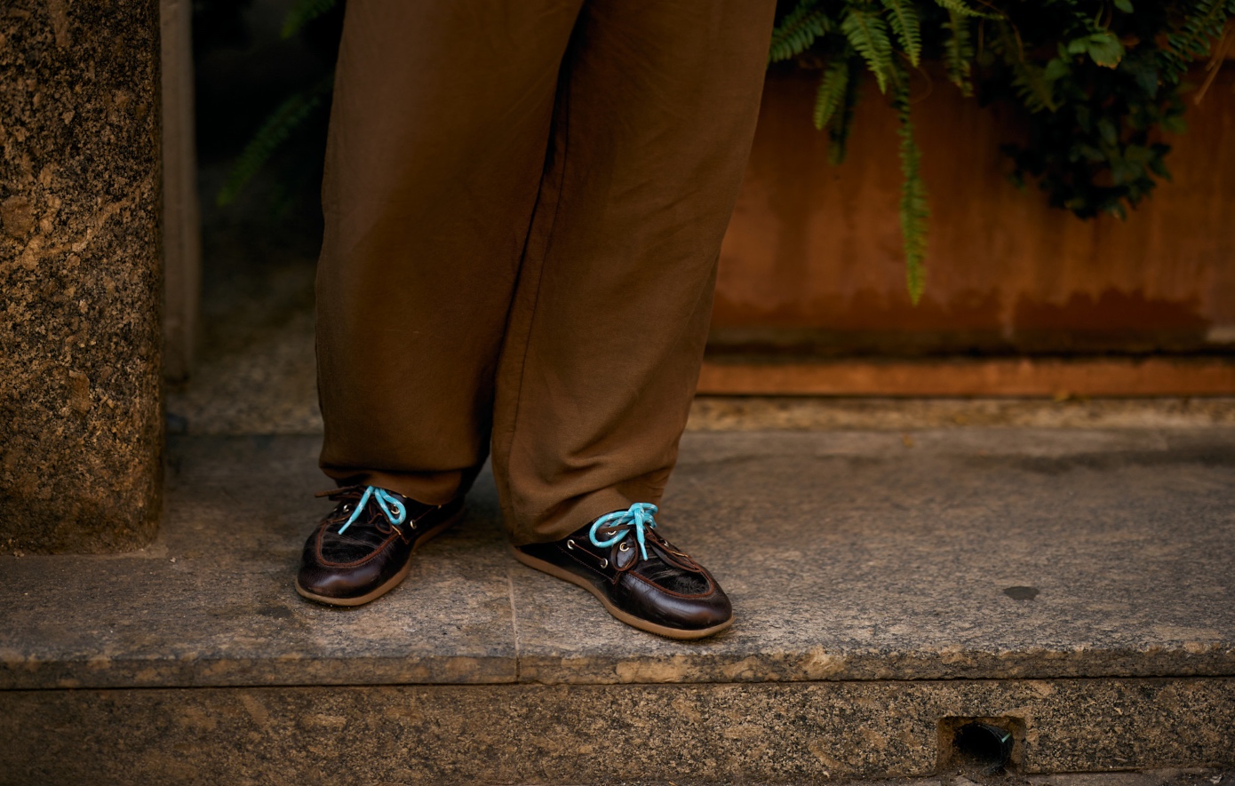 Τα boat shoes είναι η πιο απρόσμενη τάση που ταιριάζει και στο Φθινόπωρο