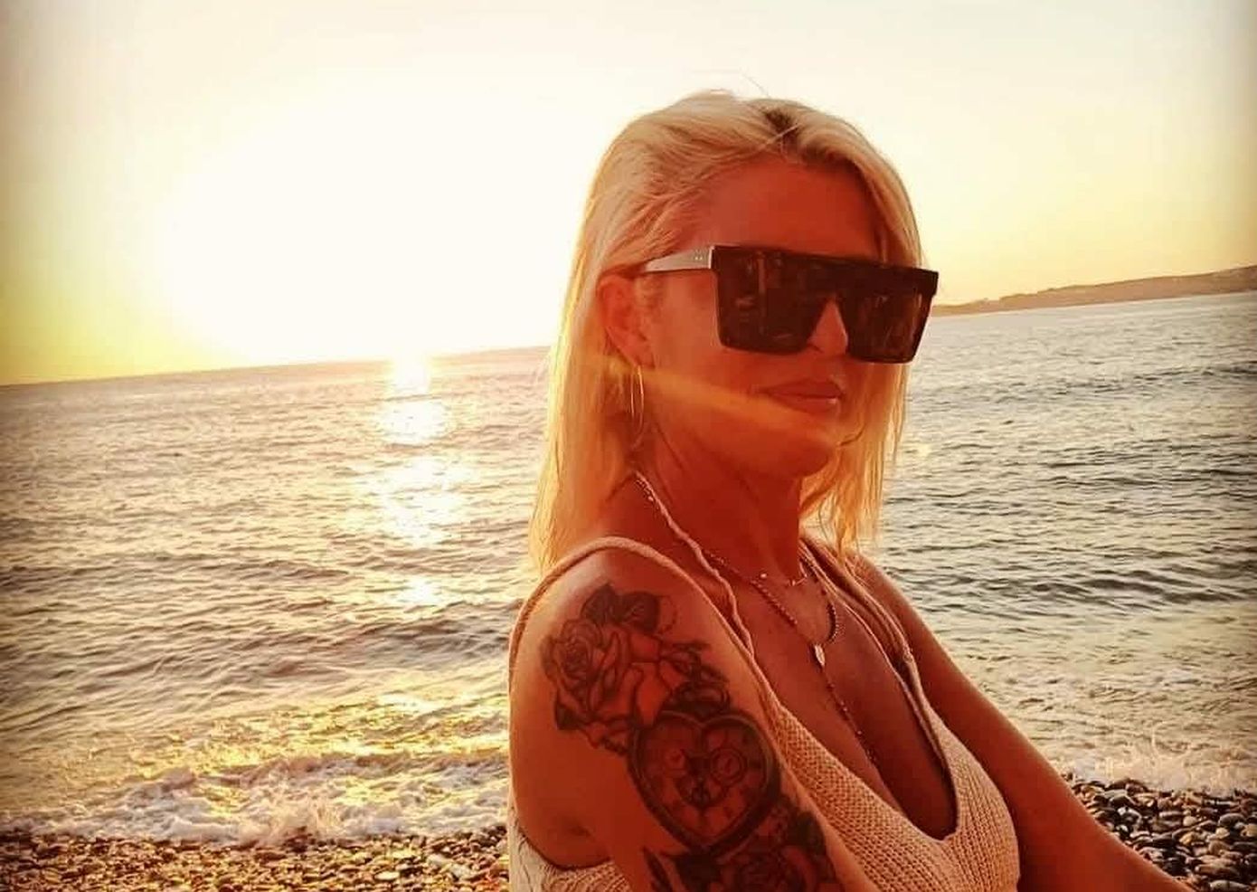 Νέα στοιχεία για τη νεκρή διασώστρια του ΕΚΑΒ στη Σύρο: Η 41χρονη πήγε στο σπίτι του ζευγαριού με μαχαίρι