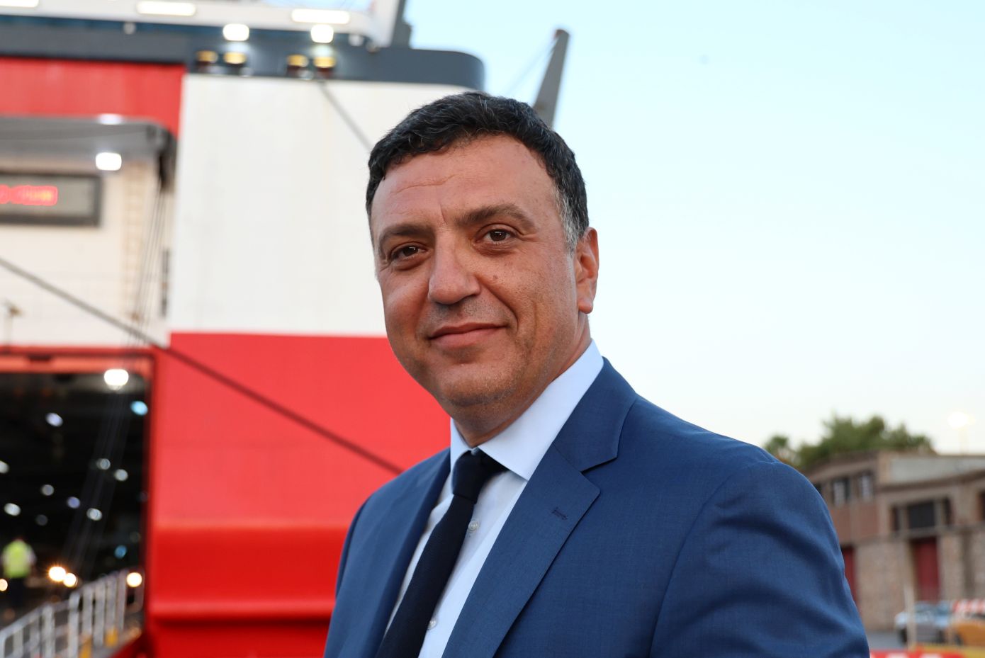 Στο λιμάνι του Πειραιά ο Β. Κικίλιας: Σε πλήρη ετοιμότητα το Λιμενικό για την επιστροφή των εκδρομέων