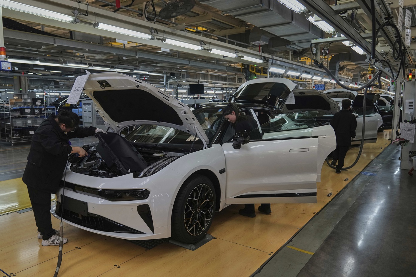 Η κινεζική αυτοκινητοβιομηχανία Geely ανέφερε ετήσια αύξηση των μη ελεγμένων πωλήσεών της κατά 5% για τον Ιούλιο