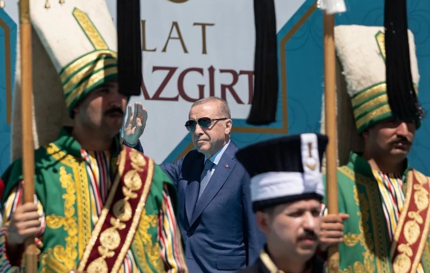 Η Τουρκία κατηγορεί διάσημο οικονομολόγο για προσβολή του προέδρου &#8211; Ανακάλεσε αμέσως το «κοινωνιοπαθής» και αποκάλεσε τον Ερντογάν υπερασπιστή των Παλαιστινίων