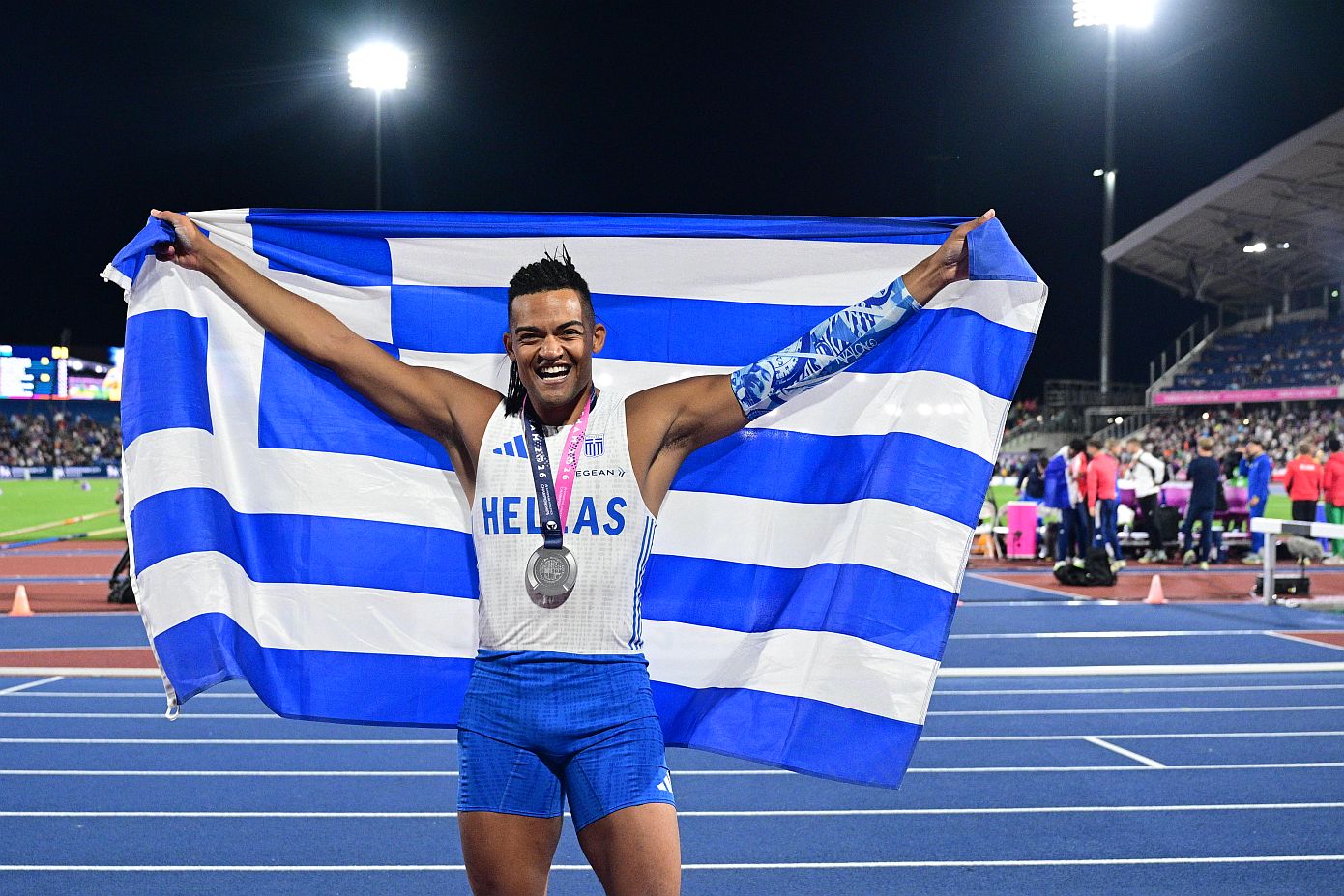 Ασημένιο μετάλλιο ο Εμμανουήλ Καραλής στο Ευρωπαϊκό Πρωτάθλημα έπειτα από απίθανη μάχη με τον Ντουπλάντις