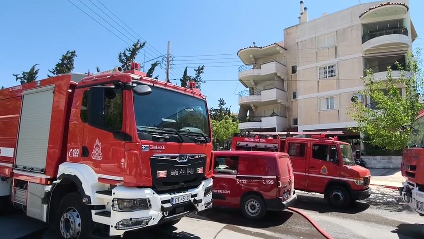 Πυρκαγιά σε υπόγειο γκαράζ στο Ελληνικό: Εκκενώθηκε η πολυκατοικία &#8211; Προκλήθηκαν φθορές