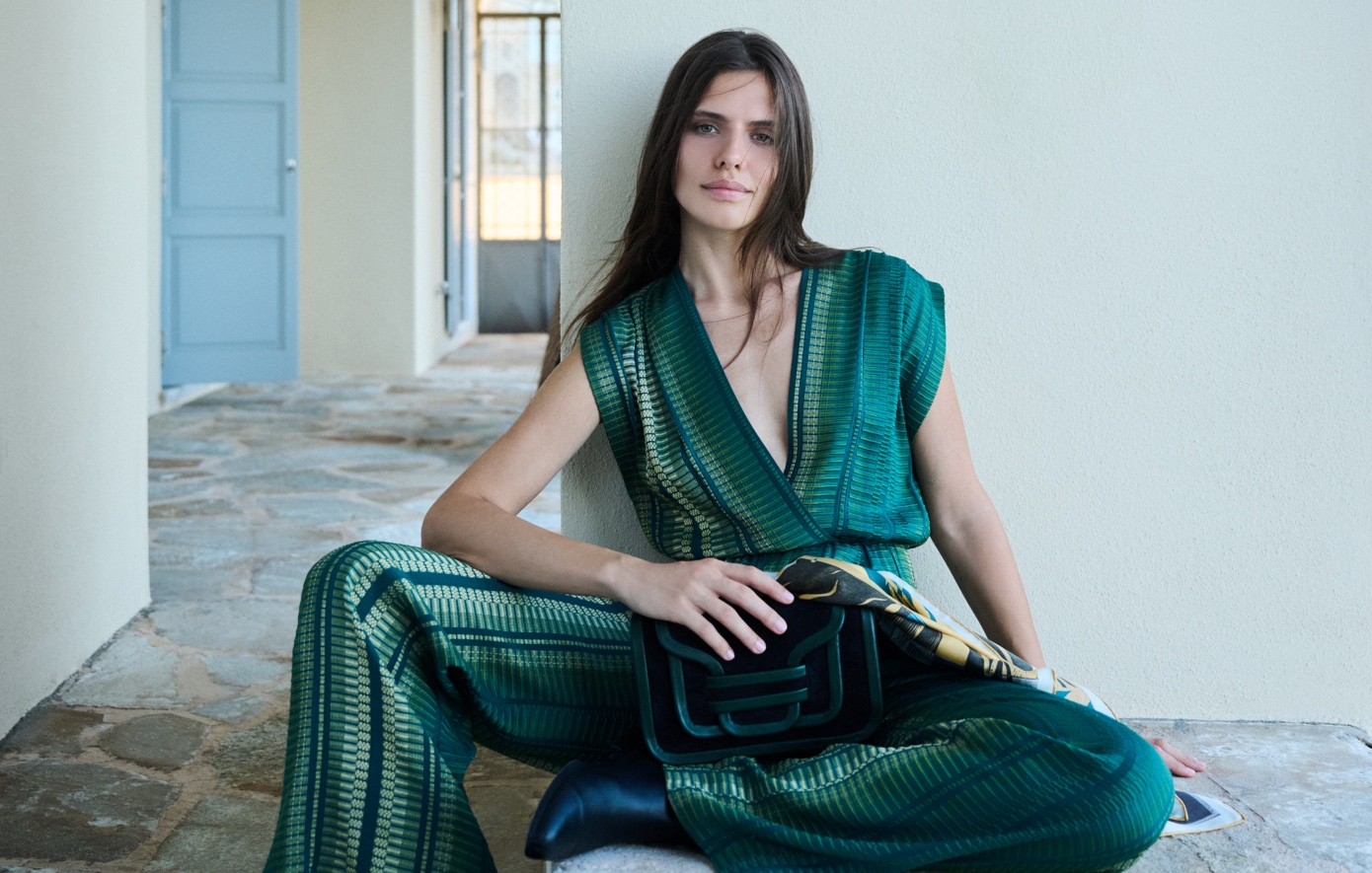 Η Zeus+Δione και ο Pierre Hardy υπογράφουν τη νέα it bag με ελληνική έμπνευση