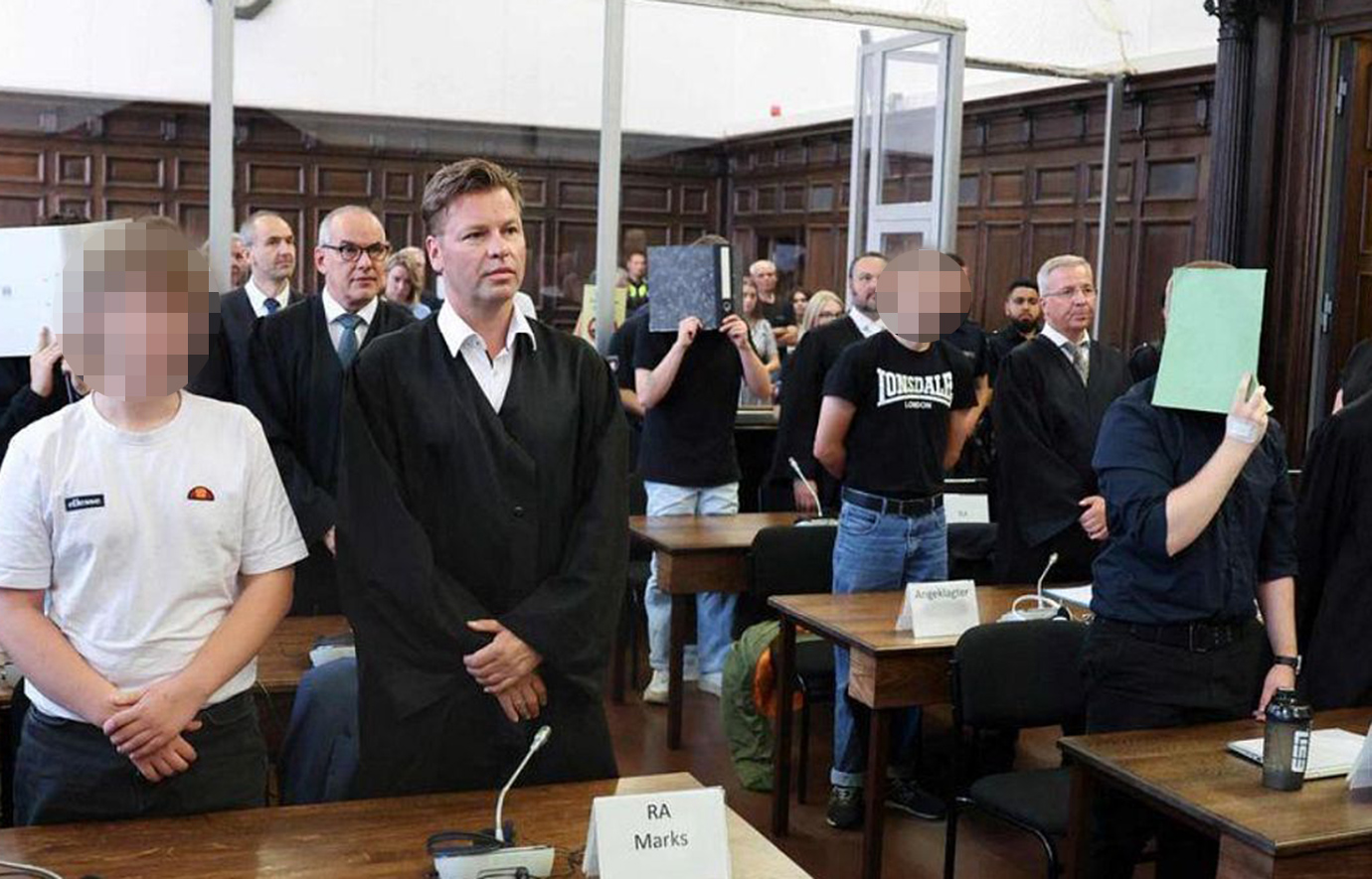 Γερμανία: Ποινές κάθειρξης σε 8 εφήβους για ακροδεξιές τρομοκρατικές επιθέσεις