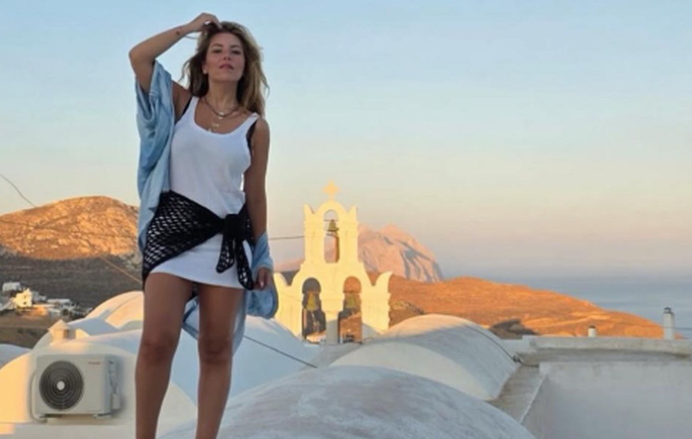 Οι καλοκαιρινές διακοπές της Αναστασίας Γιάμαλη στην Ανάφη μέσα από 20 φωτογραφίες