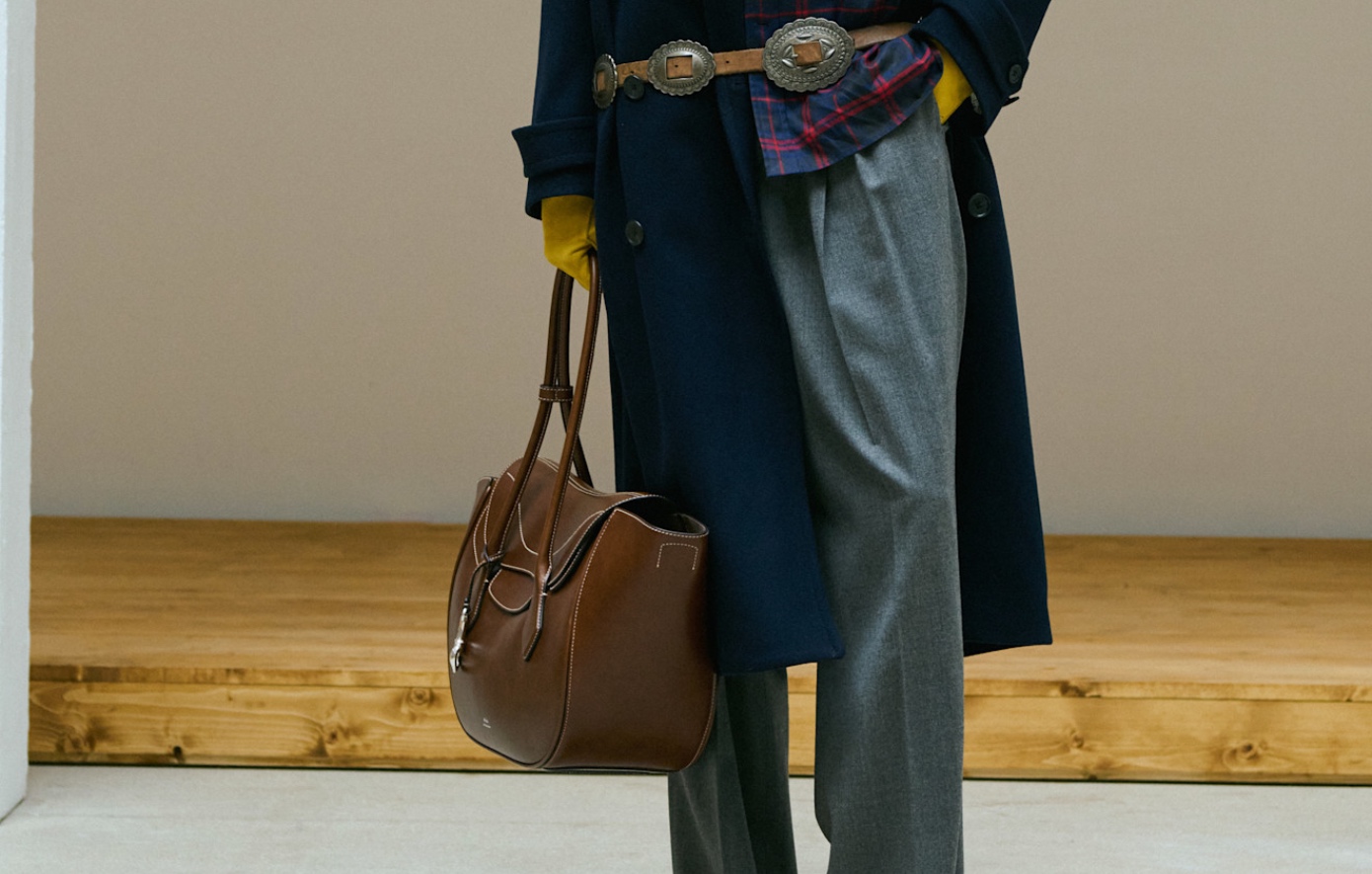 Ο οίκος Polo Ralph Lauren παρουσιάζει την τσάντα που θα κρατάμε την επόμενη σεζόν &#8211; Η Polo Blaze είναι ο ορισμός του αριστοκρατικού στιλ
