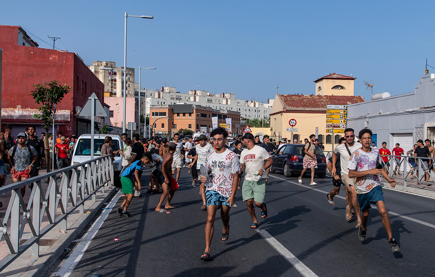 Θέουτα: Ξύπνησε και είδε έναν Μαροκινό μετανάστη ημίγυμνο στο κρεβάτι της