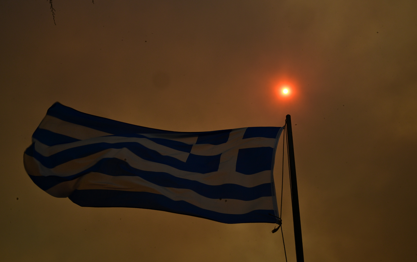 Τρία πύρινα μέτωπα στο Πόρτο Γερμενό: 112 για εκκενώσεις, τεράστιες καταστροφές και καμένες περιουσίες