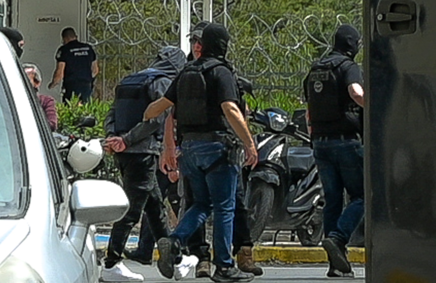 Greek Μafia: Συνελήφθησαν 49χρονος και 37χρονος, που είχαν τα ψευδώνυμα «πίτμπουλ» και «μπουλντόγκ» &#8211; Ποιοι οι ρόλοι τους