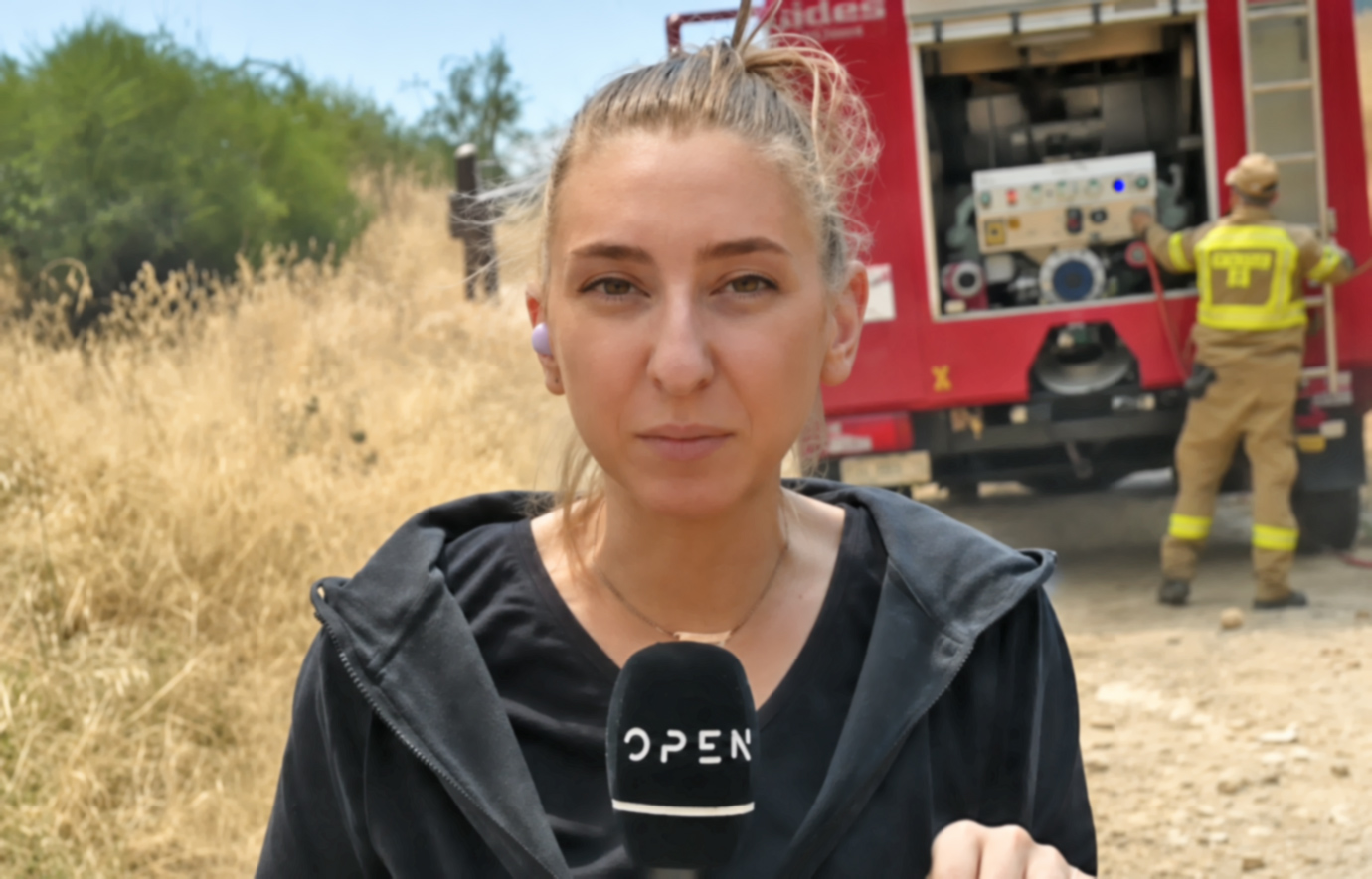 Μαρία Σιαμπάνου: Από το viral βίντεο στη διαδικτυακή ανθρωποφαγία – Η εξήγηση για το νευρικό γέλιο και οι αντιδράσεις