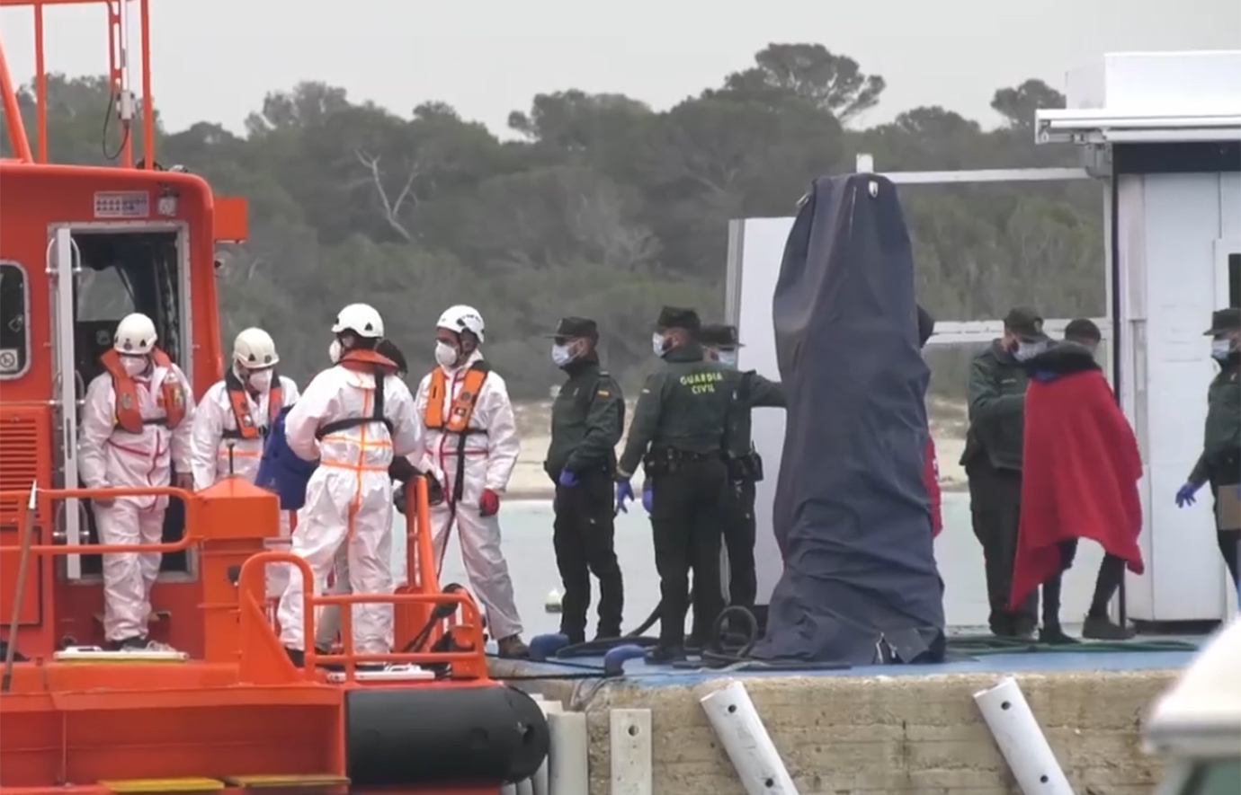 Τραγωδία με 17 μετανάστες που έχασαν τη ζωή τους προσπαθώντας να φτάσουν στις Βαλεαρίδες από τη Βόρεια Αφρική