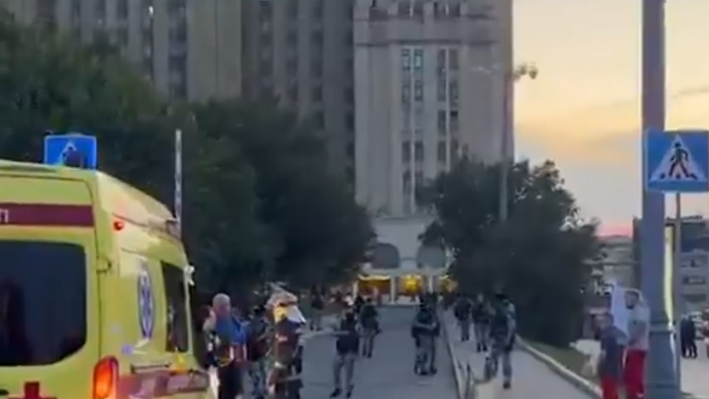 Έκρηξη με τρεις νεκρούς και πολλούς τραυματίες σε καφετέρια στο κέντρο της Μόσχας