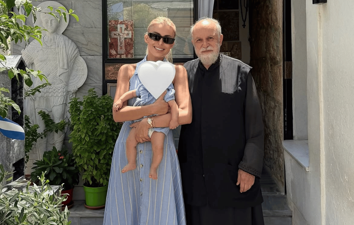 Κατερίνα Καινούργιου για τον πνευματικό της: «Πέρυσι πήγα για να γίνω μητέρα &#8211; Σήμερα επέστρεψα με την κόρη μου»