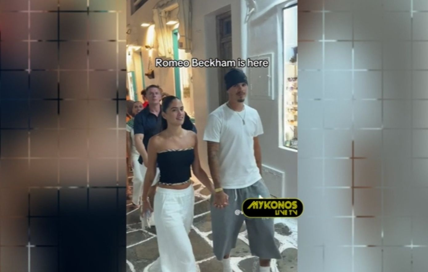 Ρομέο Μπέκαμ: Χέρι χέρι με τη σύντροφό του, Κιμ Τέρνμπουλ, στα Ματογιάννια &#8211; Η βραδινή βόλτα στη Μύκονο