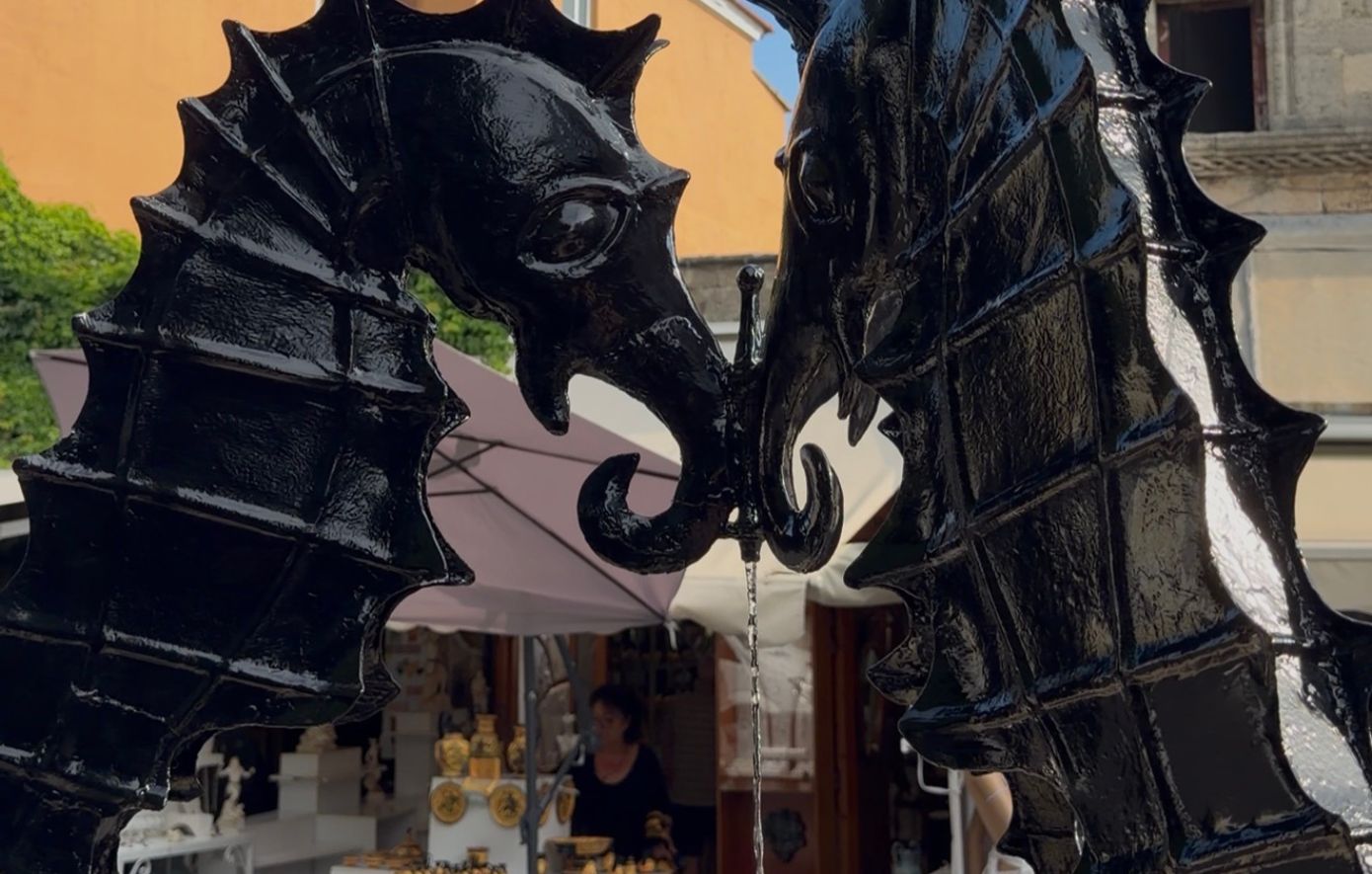 Αποκαταστάθηκε έργο τέχνης σε σιντριβάνι της Μεσαιωνικής Πόλης της Ρόδου που είχε βανδαλιστεί