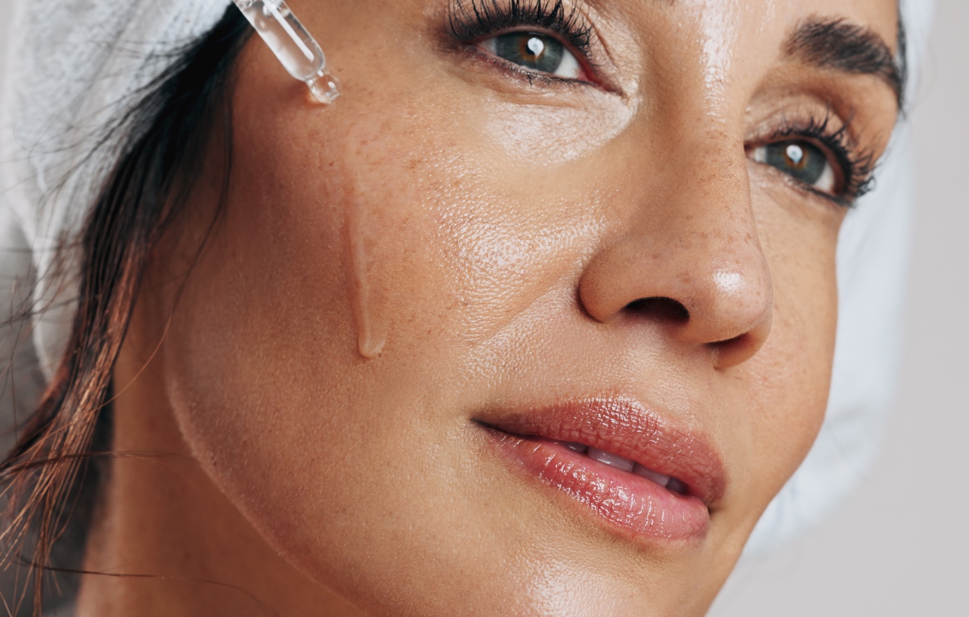 Skincare μετά τις διακοπές: 5 λεπτόρρευστες, super ενυδατικές κρέμες προσώπου που θα επαναφέρουν την επιδερμίδα σας