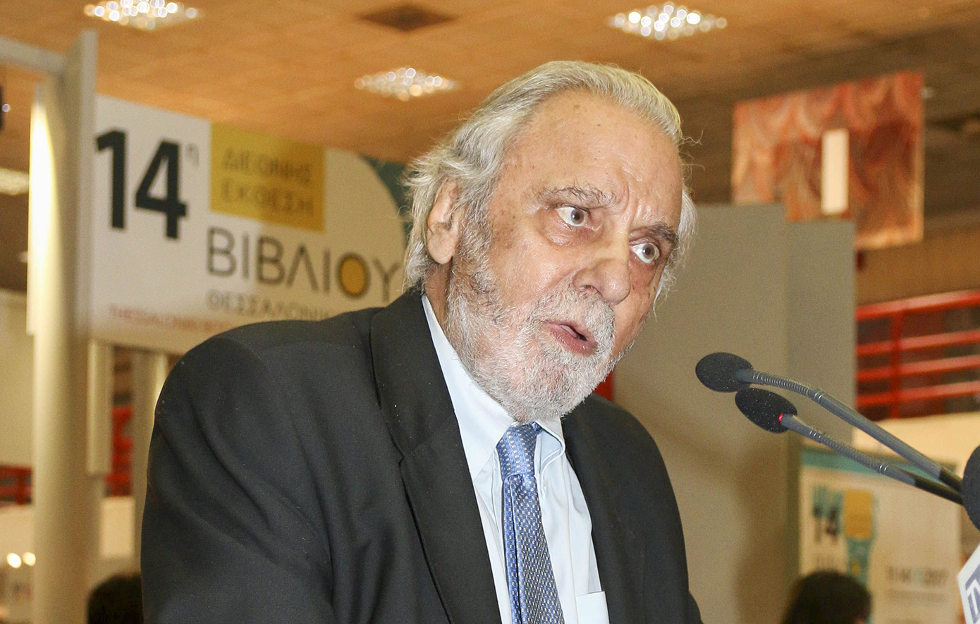 ΠτΔ για την απώλεια του ακαδημαϊκού Κ. Τσουκαλά: «Αποχαιρετούμε έναν από τους σημαντικότερους κοινωνιολόγους και διανοητές της εποχής μας»