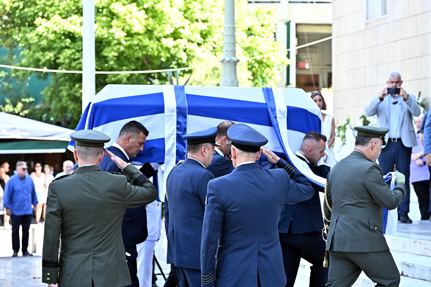 Το τελευταίο αντίο στον Ιωάννη Βαρβιτσιώτη &#8211; Επικήδειο θα εκφωνήσει ο πρωθυπουργός