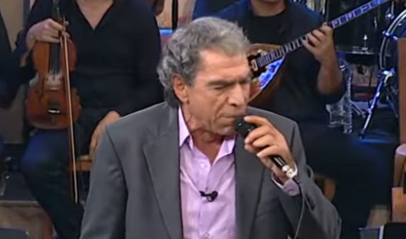 Πέθανε ο σπουδαίος λαϊκός τραγουδιστής Δημήτρης Ξανθάκης &#8211; Ήταν 82 ετών