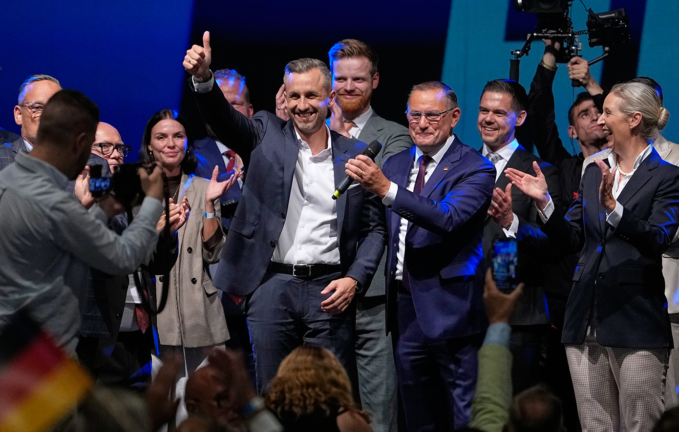Σαξονία-Άνχαλτ: Η νίκη της AfD τρομάζει τους μετανάστες – «Πολλοί έχουν ήδη ετοιμάσει βαλίτσες»