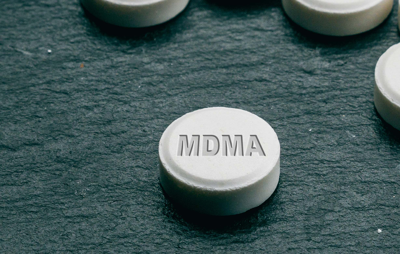 Η Νέα Ζηλανδία εγκρίνει τη χρήση της ουσίας MDMA για τη θεραπεία του μετατραυματικού στρες, ακολουθώντας το παράδειγμα της Αυστραλίας