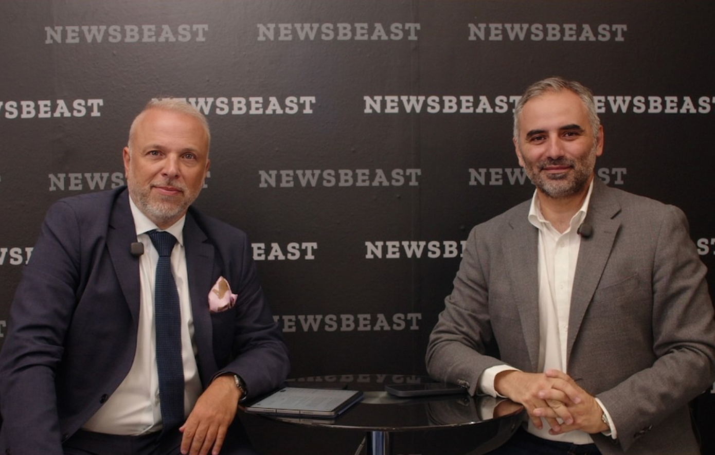 Κ. Καρπουχτσής στο Newsbeast: Πάντα ο Αλέξης Τσίπρας λειτουργούσε με όρους πατριωτισμού &#8211; Δεν κάνουμε scouting, να γυρνάμε να ψάχνουμε κόσμο