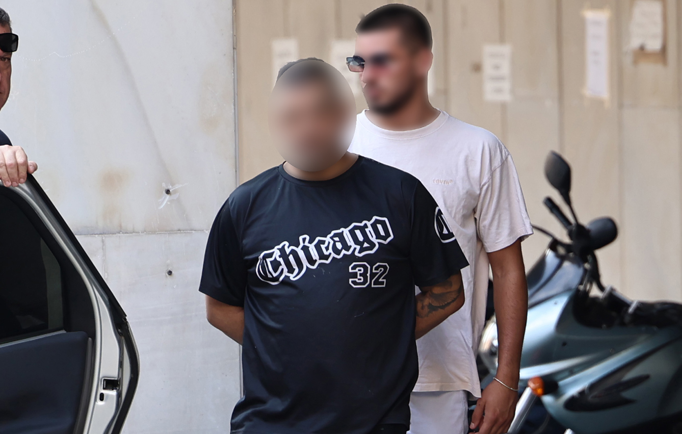 Φρίκη στην Κυψέλη: Ο 43χρονος αρνείται τη δολοφονία του βρέφους &#8211; Το βάρος στην 15χρονη κόρη και τα σκοτεινά σημεία
