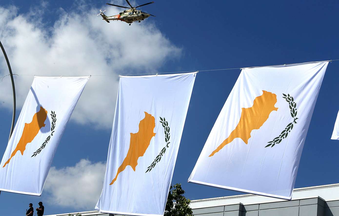 Γιατί η Κύπρος γιορτάζει σήμερα την ανεξαρτησία της, ενώ έγινε 46 ημέρες νωρίτερα; | Σαν σήμερα 1 Οκτωβρίου
