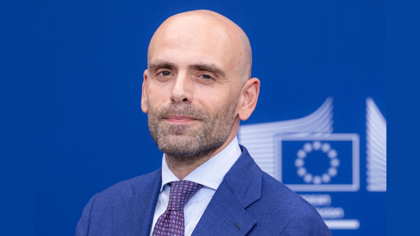 Ο Ζαχαρίας Γιακουμής αναλαμβάνει από σήμερα επικεφαλής της Αντιπροσωπείας της Ευρωπαϊκής Επιτροπής στην Ελλάδα