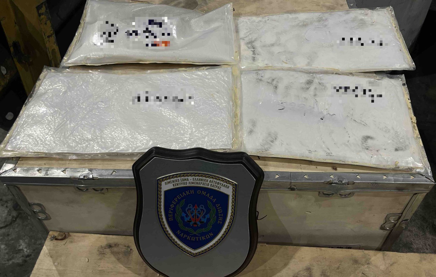 Μπλόκο σε κοκαΐνη και κάνναβη αξίας άνω των 380.000 ευρώ στο αεροδρόμιο «Ελευθέριος Βενιζέλος»