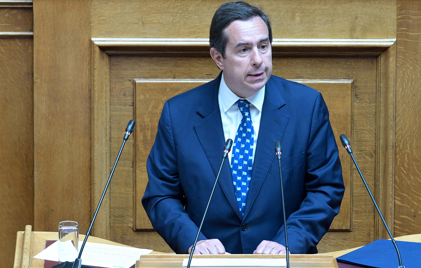Μηταράκης: Αδιάβαστος ο κ. Ανδρουλάκης