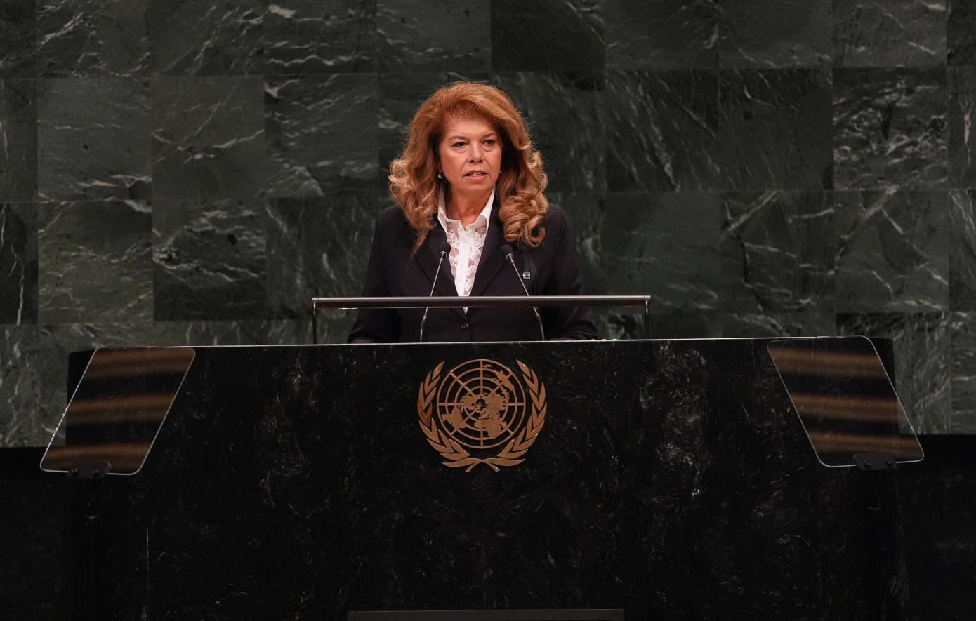 Προεδρικές εκλογές στη Βουλγαρία: Προβάδισμα Γιότοβα έναντι Γκιούροφ &#8211; Στο επίκεντρο της προεκλογικής συζήτησης η ασφάλεια στη Μαύρη Θάλασσα