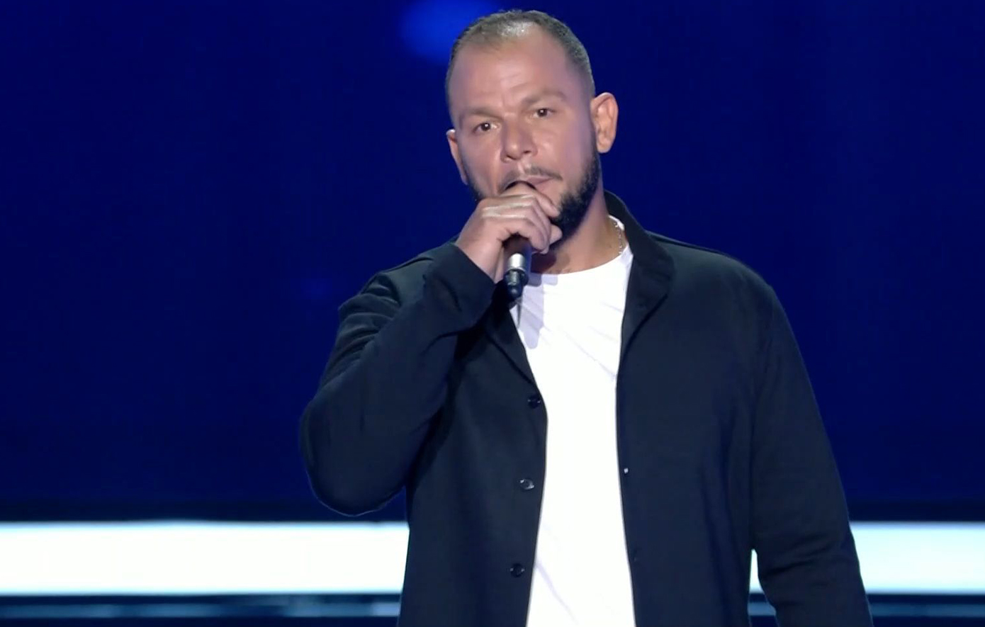 The Voice: Η συγκινητική ιστορία του πατέρα που μεγαλώνει μόνος του τρεις κόρες &#8211; «Ευχόμαστε η μαμά μας να είναι υπερήφανη για εμάς»