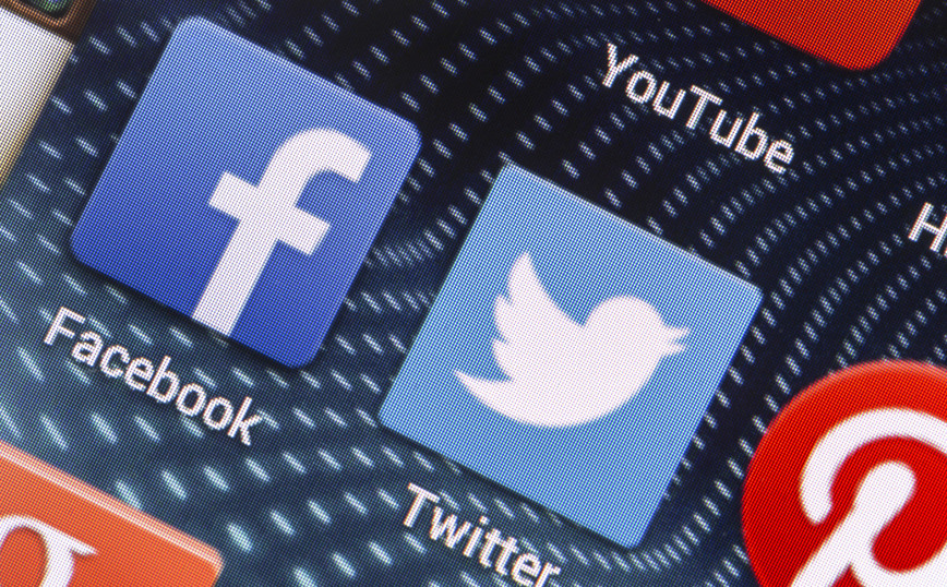 To twitter τρολάρει τα «πεσμένα» Facebook και Instagram: «Να σέβεστε τον ανάδρομο Ερμή» 2 Facebook Twitter