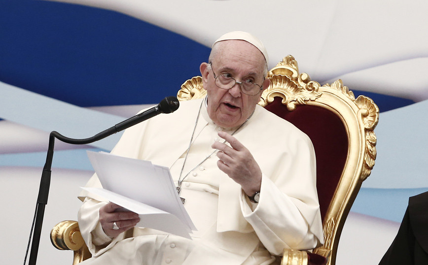 Pope Francis: We are living through a total third world war