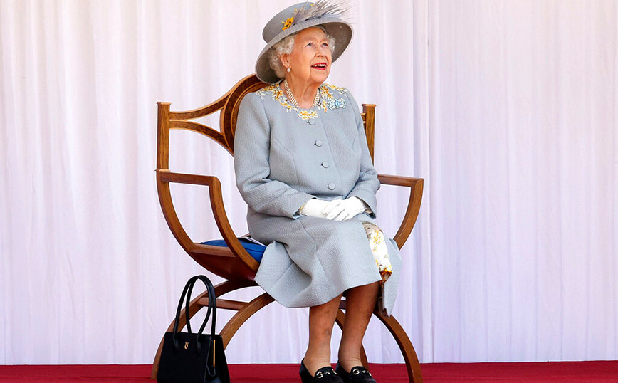 Queen Elizabeth: The moment the BBC interrupted its program to break the news about her health