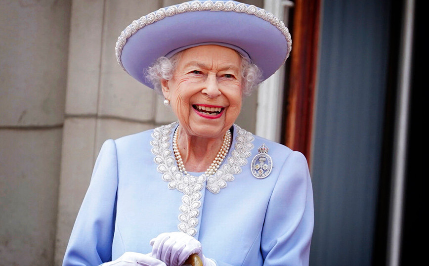 When Elizabeth Was Asked If She Has… Seen The Queen – The Tourist Who Made Her Take His Picture