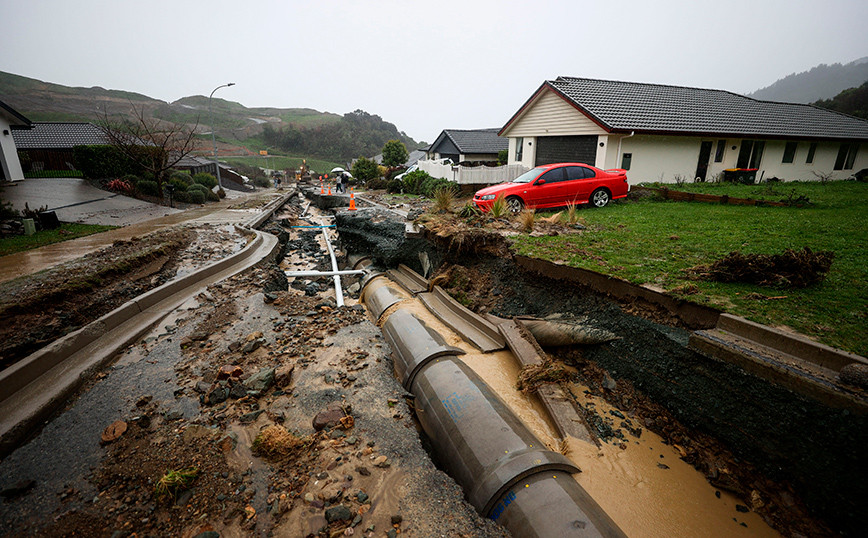 New Zealand: Torrential rains for 4th day – Hundreds of residents flee their homes
