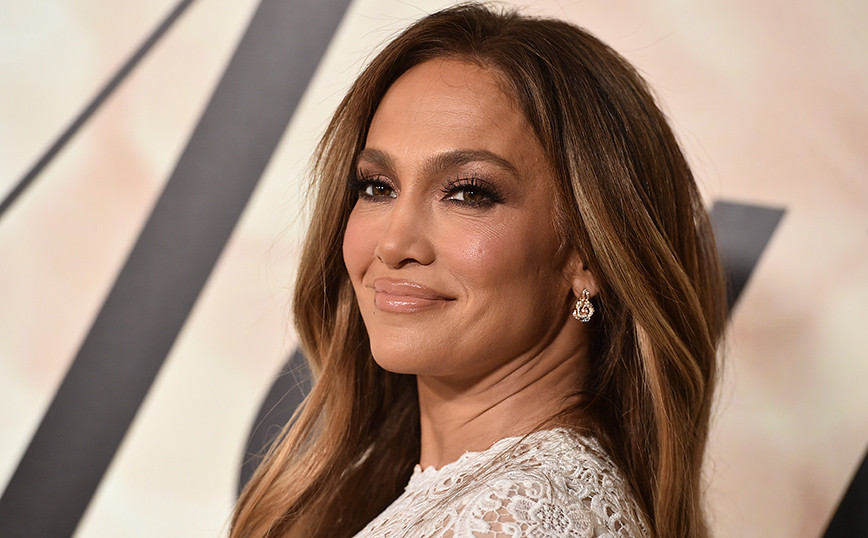 Jennifer Lopez Sells Her Luxury Los Angeles Mansion: Asking $42,500,000