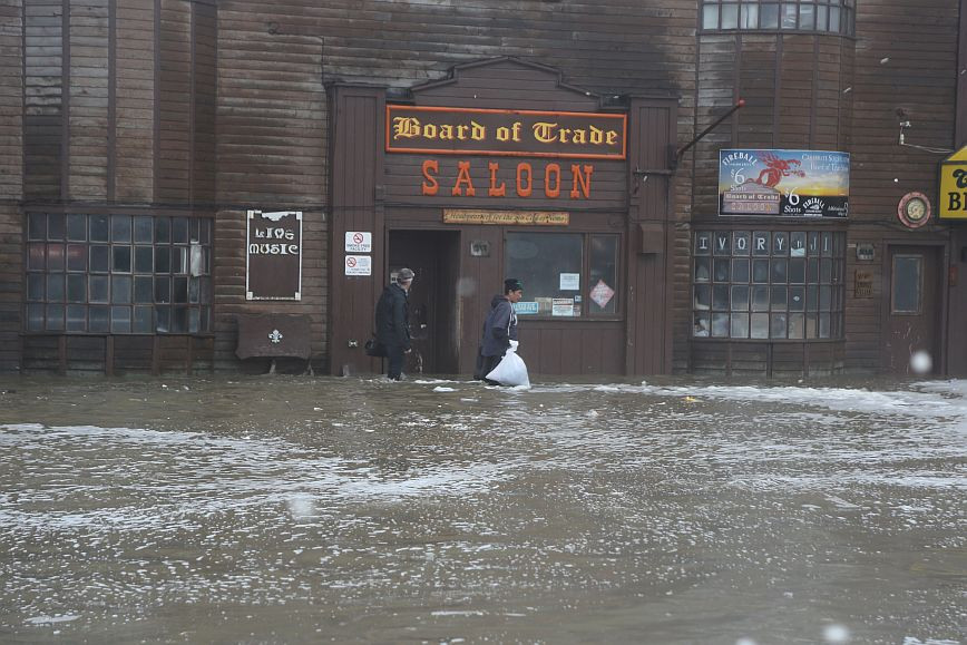 Alaska: It is faced with the strongest storm in the last 50 years