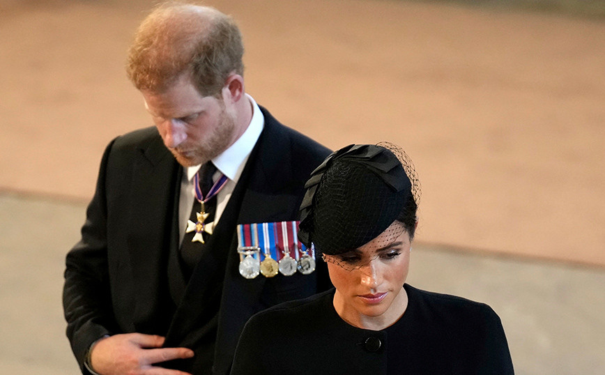Harry – Meghan Markle: “Furious” because their children will not have the title of “Royal Highness”