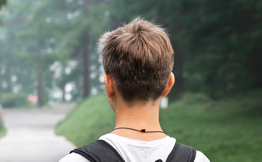 Cyprus: 60 students were expelled for haircuts – The photo with the… offending look