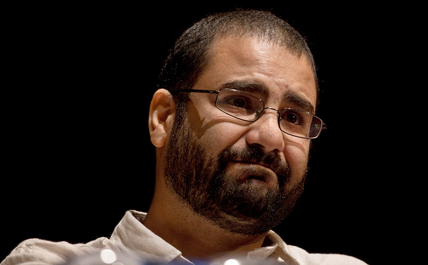 Britain: London to continue working to secure consular access to hunger striker Alaa Abdel Fattah